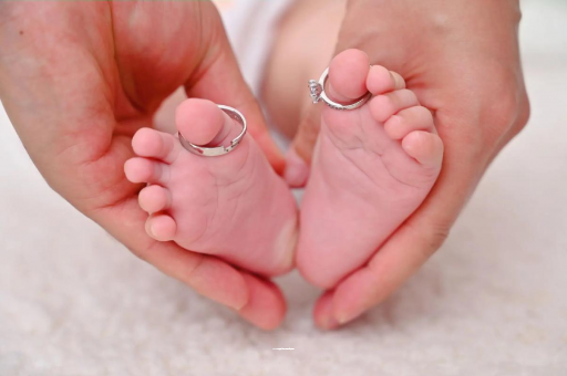 海北宝宝睡着了委屈的抽泣